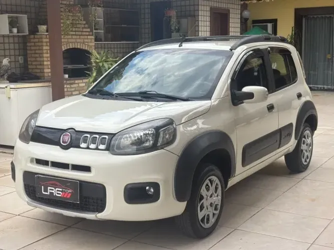 Fiat Uno WAY Celeb. 1.0 EVO Fire Flex 8V 5P 2015