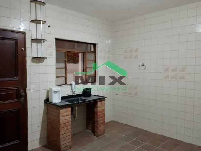 Loco 1 Quarto e cozinha com vaga / Taboão Diadema / Boa localização / Não aceita pet
