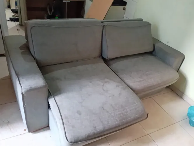 Móveis usados.