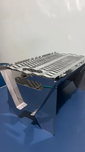 Churrasqueira em inox , ela desmonta ótima para praia chachoeira ou passeios.