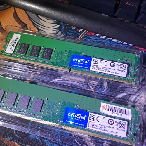 Memória Ram Crucial ddr4 4GBx2