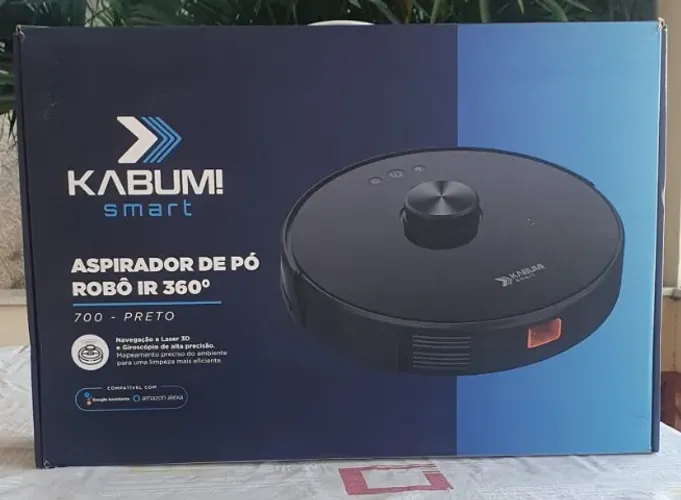 Robo aspirador Smart 700 Kabum. Aspira e passa pano.
