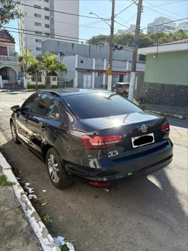 Volkswagen Jetta Comfortline 1.4 TSI 16V 4P Aut. 2018