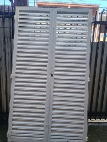 PORTA VENEZIANA FOLHA DUPLA 2,10 X 1,20