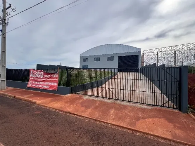BARRACÃO EM MARIALVA