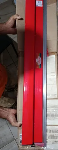 Desempenadeira berox de 1m na caixa