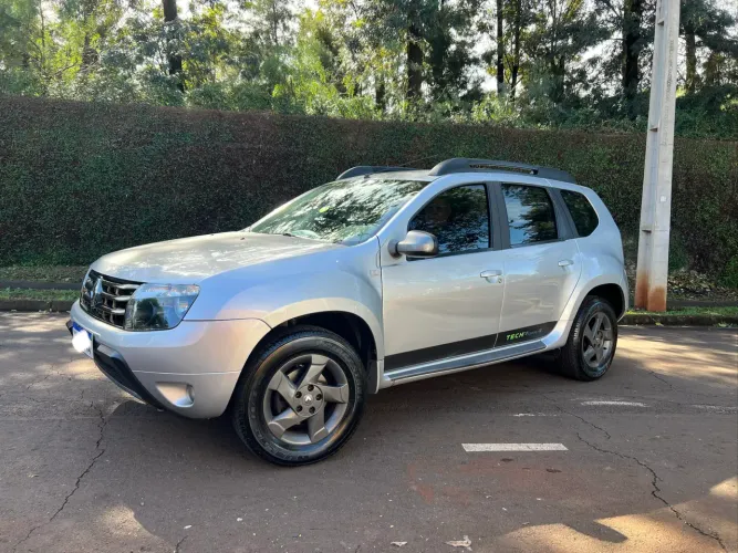 Renault Duster Techroad 2.0 Hi-flex 16V Aut. 2014