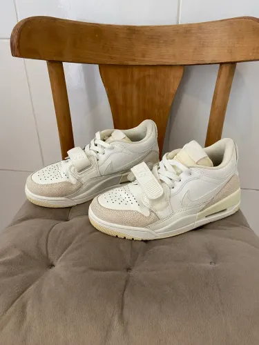 Tênis Air Jordan Legacy 312 Feminino