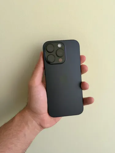 iPhone 16 Pro 128gb Titânio preto