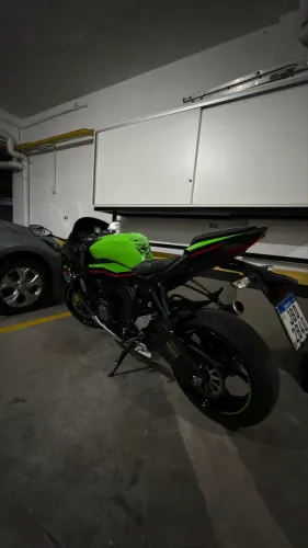 ZX6R IMPECÁVEL