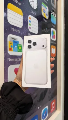 iPhone 17 PRO MAX 256GB - silver lacrado ) oportunidade com preço bom