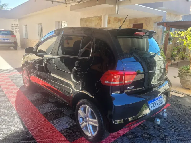 Volkswagen Fox Comfortline 1.6 Flex 8V 5P 2015