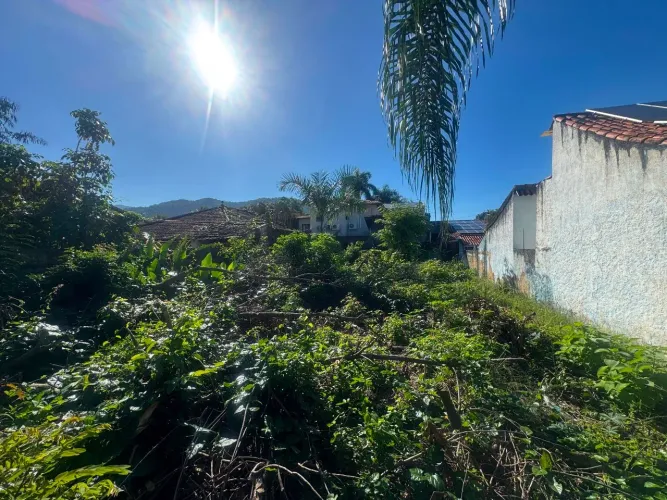 Terreno à venda, 370 m² por R$ 630.000,00 - Itaipu - Niterói/RJ