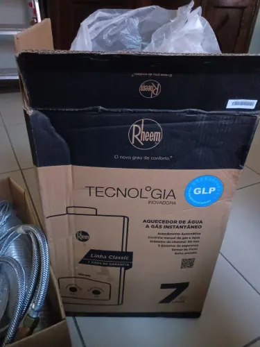 Aquecedor de agua a gás instantâneo
