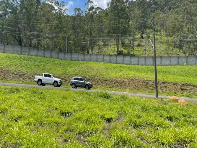 Lote para venda em Santana de Parnaíba