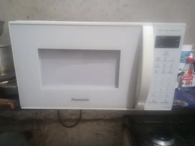 Microondas Panasonic 20 litros 127v127v