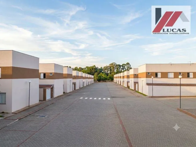 Sobrado com 2 dormitórios para alugar, 50 m² por R$ 2.150,00/mês - Centreville - Cotia/SP
