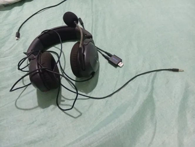 Fone de ouvido Headset Gamer Hyperx Cloud Singer 2 Core PC PRETO