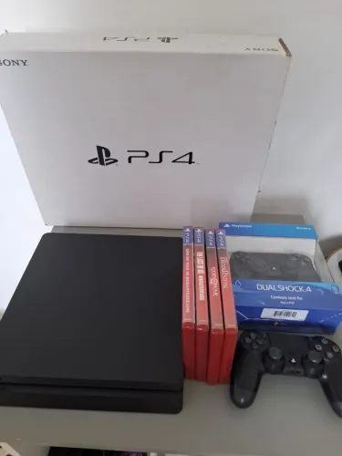 Playstation 4 Slim