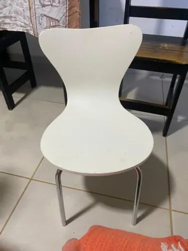 Conjunto de cadeiras infantis