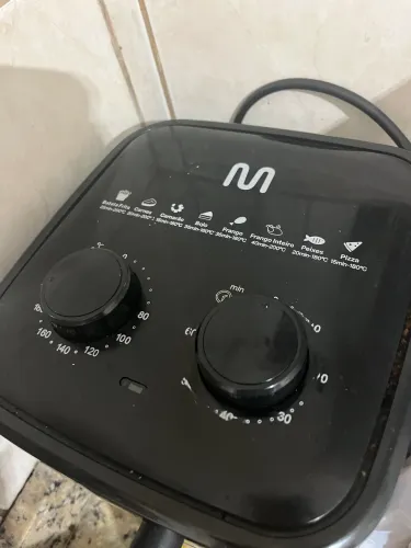 Air fryer 
