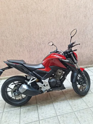 CB Twister 300F 2023