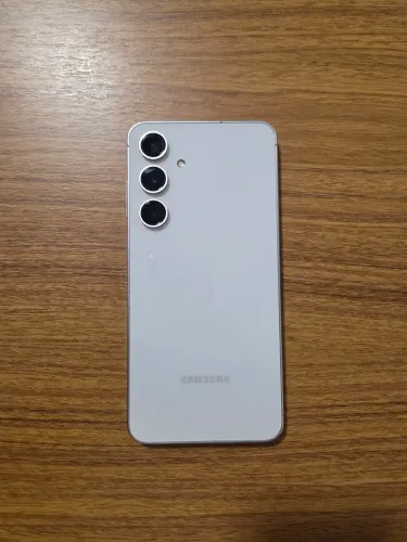 SANSUNG S24fe 128gb