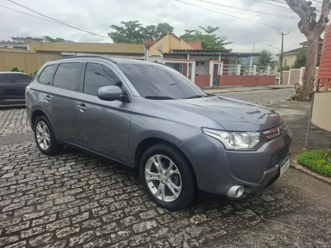 Mitsubishi Outlander 2.0 16V 160cv Aut. 2015