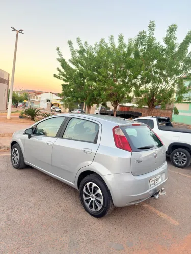 Fiat Punto Attractive 1.4 Fire Flex 8V 5P 2011