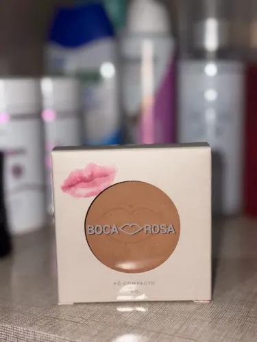 Pó compacto boca rosa BR05 lacrado, novo.