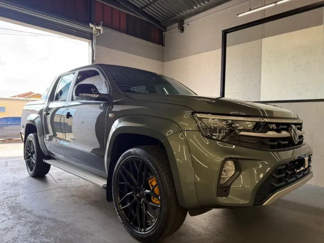 Volkswagen Amarok Extreme CD 3.0 4X4 TB Dies. Aut. 2025