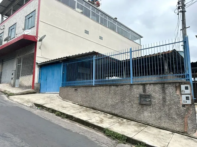 Casa 3 quartos - Centenário