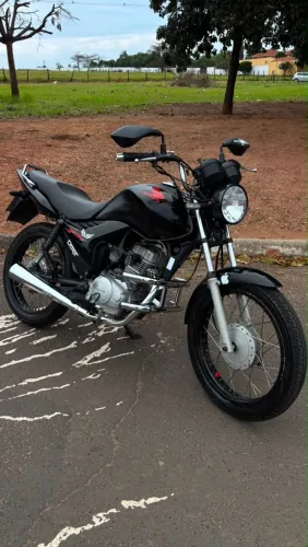 Fan 125 ES Partida elétrica