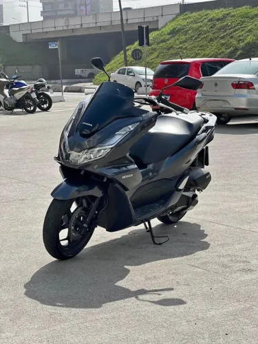 Honda Pcx 160 2023. Segundo dono. Somente venda.
