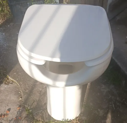 vasos sanitários Deca para deficientes em perfeito