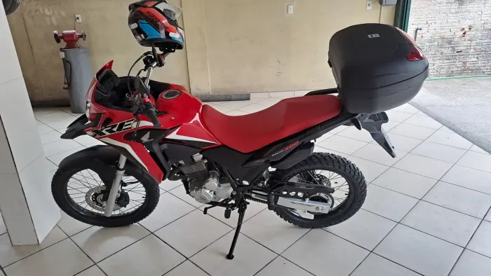 Vendo xre300 2023