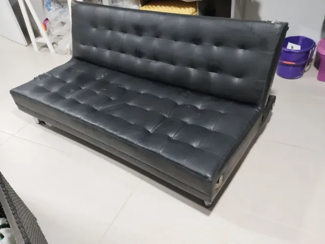 Sofá cama de courino entrego ler anúncio