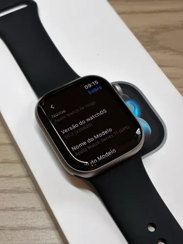Apple Watch Series 11 - 42mm preto na garantia