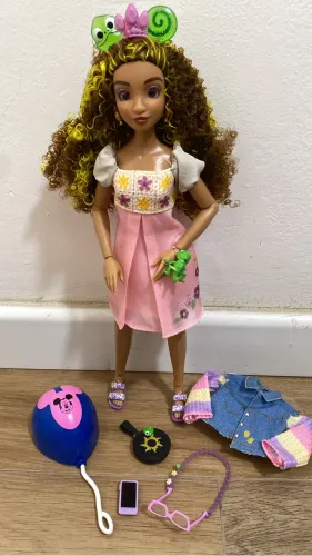 Boneca Ily Rapunzel original Disney Store