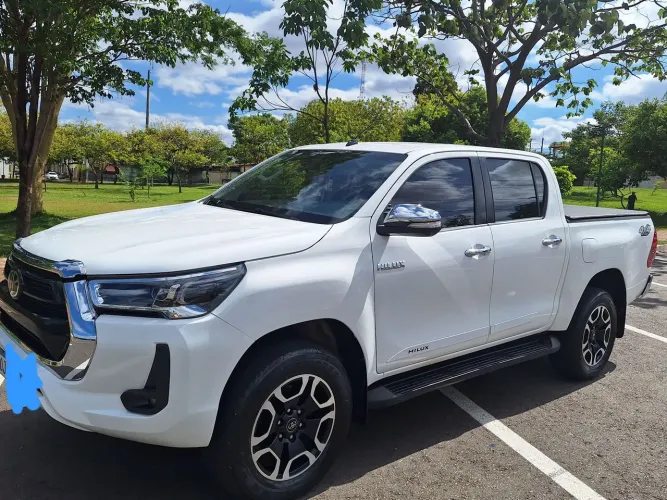 Toyota Hilux CD SRX 4X4 2.8 TDI 16V Diesel Aut. 2017