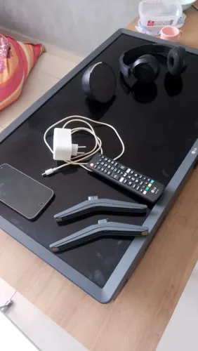 Smartv + celular + Alexa + fome JBL