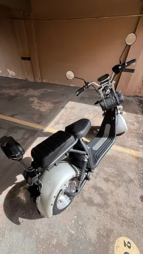 MOTO ELÉTRICA HOLIDAY