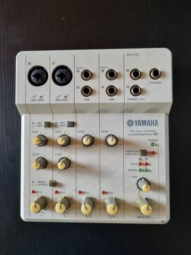 Audiograma Yamaha 6 interface USB de gravação analógica com cabo