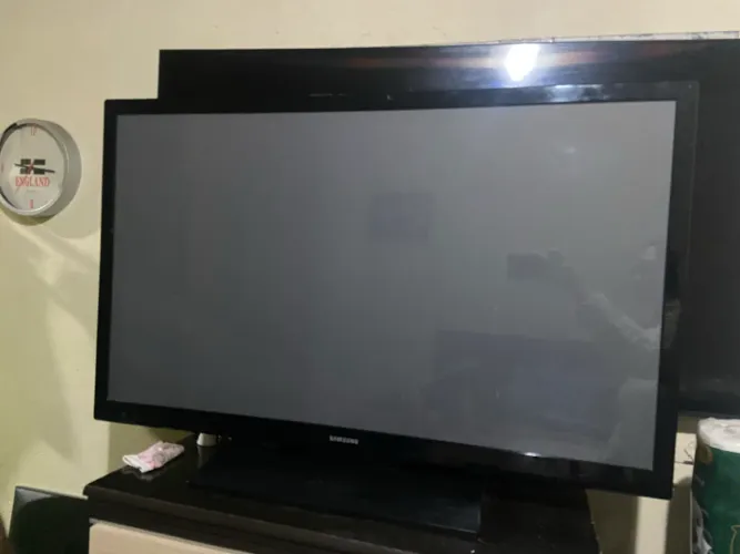 Vendo tv 43 polegadas Samsung 