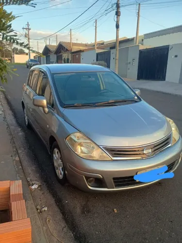 Nissan Tiida S 1.8/1.8 Flex 16V Mec. 2011