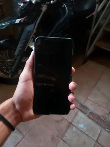 Redmi Note 8 .