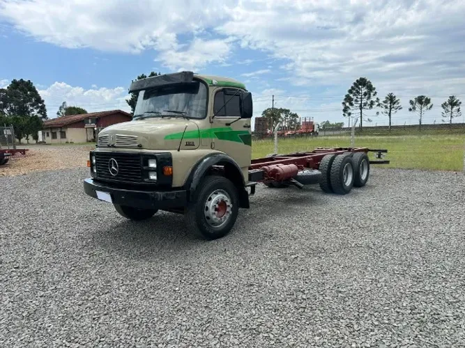 MB 1313 ano 1983 no chassi - filé  N 1518 1513 1318 1620 1618 1113
