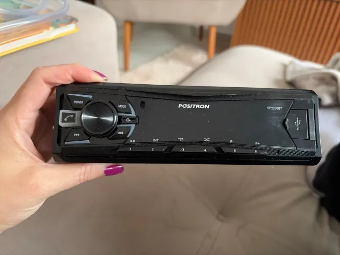 Rádio da marca positron SP2230BT