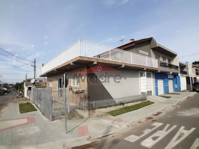 Sobrado com 4 dormitórios à venda por R$ 850.000,00 no bairro Umbará - CURITIBA / PR