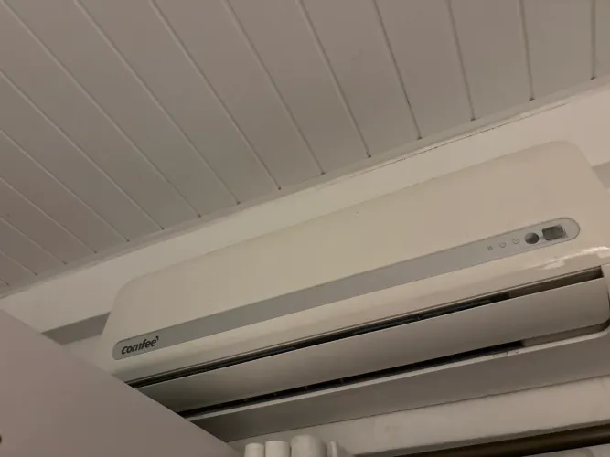 Ar condicionado Split 9000/9 mill btu Comfee